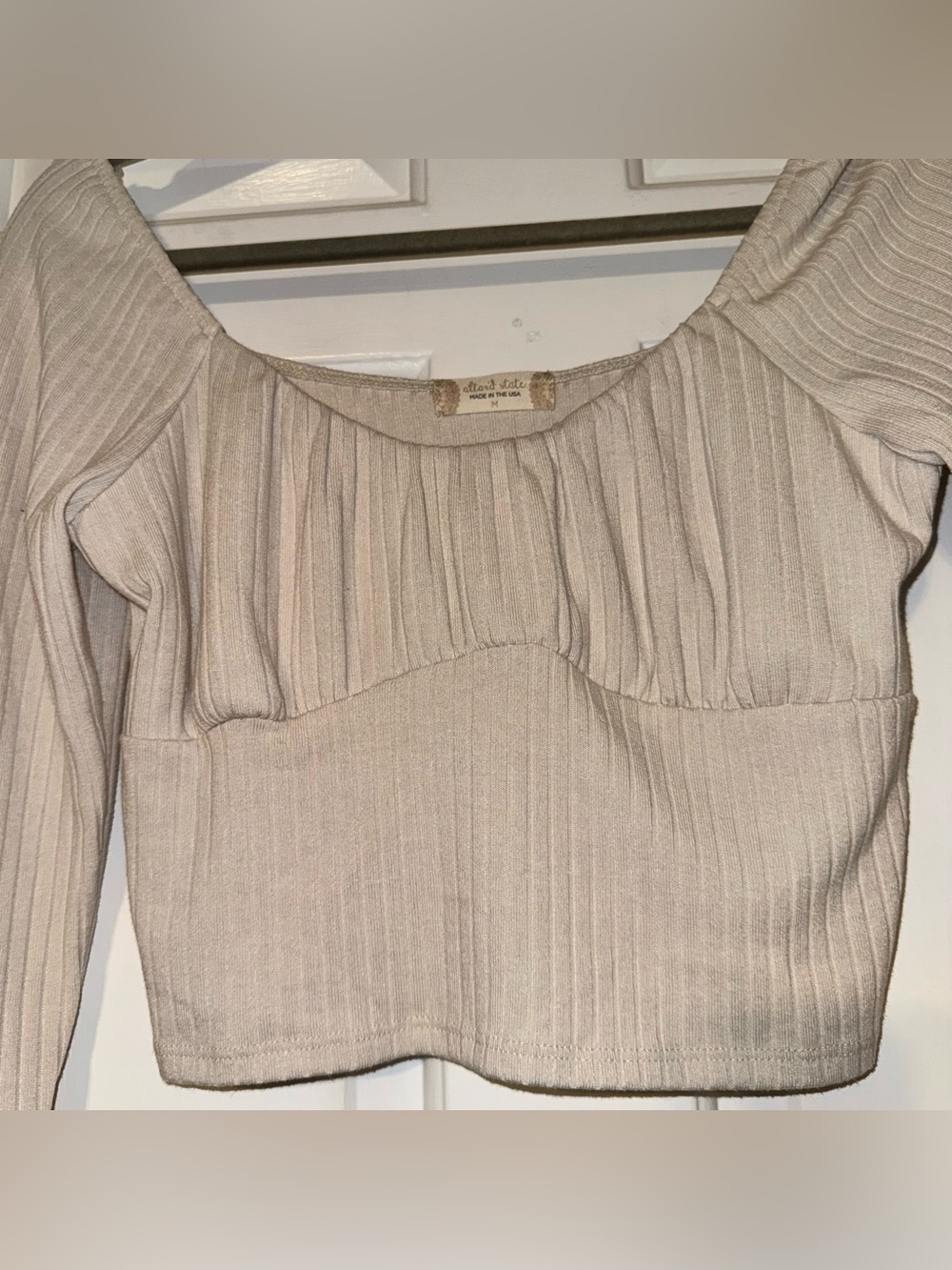 Altar'd State Beige Ribbed Long-Sleeve Crop Top Bell Sleeves stretchy M - Picture 3 of 9